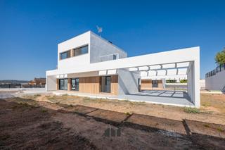 Xalet a Gilet. Chalet independiente en jardines del turia  exclusividad, diseño