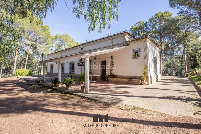 Foto 0b2943bc-4cb4-4e6a-a026-b11af08611b5. Casa amb calefacció aparcament piscina a Monteamor-La Carrasca-El Peucal Náquera