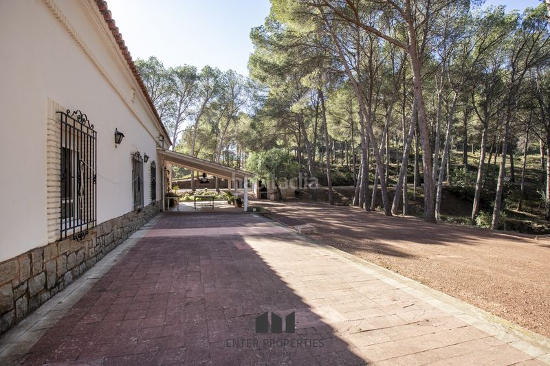 Foto 4c4053fa-f4d5-45e7-9478-2e7624e5edc9. Casa amb calefacció aparcament piscina a Monteamor-La Carrasca-El Peucal Náquera