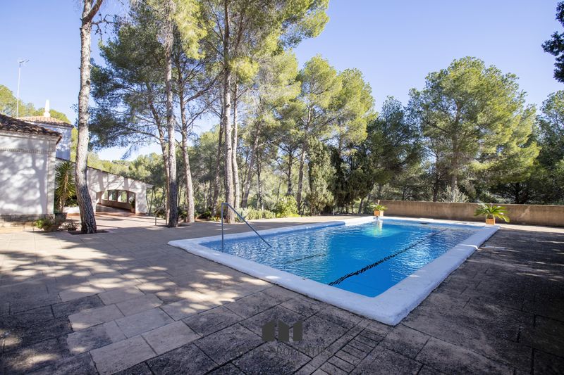 Foto a7b14dee-b2ea-4be2-b9c8-de87a6a51cbe. Casa amb calefacció aparcament piscina a Monteamor-La Carrasca-El Peucal Náquera