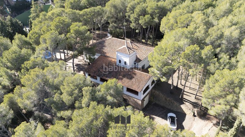 Foto b20b48bf-895a-4005-bf43-59f15463f5b4. Casa amb calefacció aparcament piscina a Monteamor-La Carrasca-El Peucal Náquera