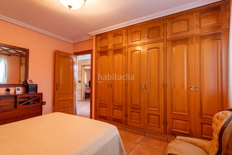 Foto a1e6c43f-0163-4e32-bc4b-0830c5bcbbb8. Xalet amb calefacció aparcament piscina a Corinto-Almardà Sagunt