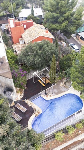 Foto a227b00e-d951-49d7-89b5-f1105871ef04. Xalet amb calefacció aparcament piscina a San Miguel-El Paraiso Náquera