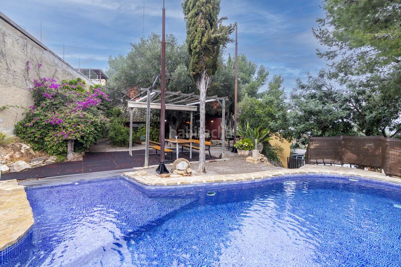 Foto fe0637ba-906d-467a-9cf5-ee323939e02f. Xalet amb calefacció aparcament piscina a San Miguel-El Paraiso Náquera