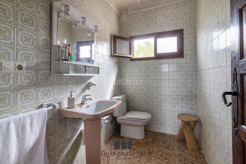 Foto a6f8eead-f3ad-47a9-937a-21c99171a258. Xalet amb aparcament piscina a Gilet
