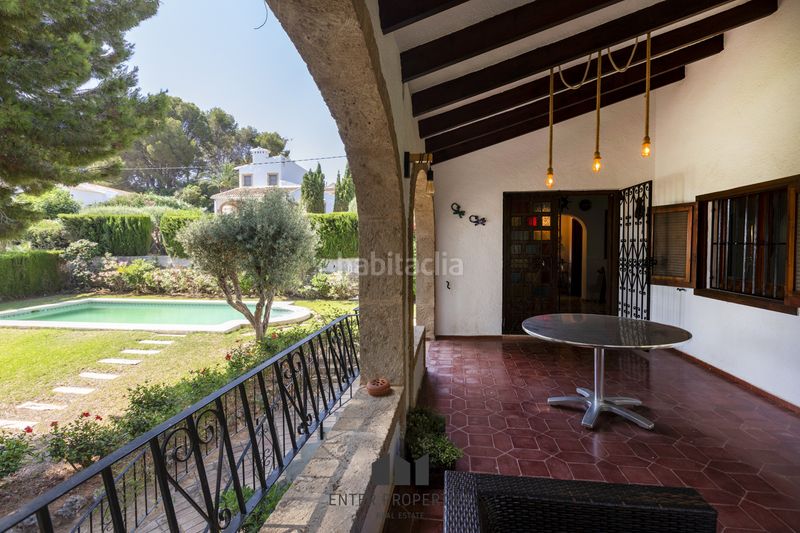 Foto ad1da7d3-a1ac-4be8-bd24-5279a57d8b43. Xalet amb calefacció aparcament piscina a Centro Ciudad Xàbia