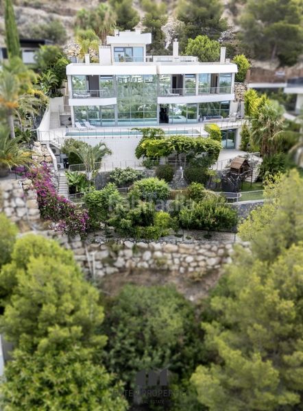 Foto aacf9dce-124a-4601-8377-efa8f93cb324. Pis amb calefacció aparcament piscina a Altea hills Altea