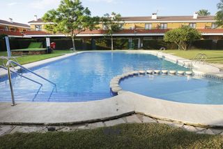 Maison jumelée à Poblets (els). Exclusivo adosado en els poblets, denia luminosidad, espacio y c