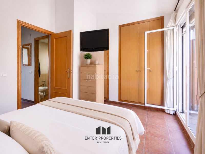 Foto ebb601ec-628c-418f-89d0-25b2428820cd. Casa adossada amb piscina a Poblets (els)