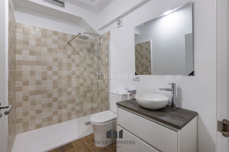 Piso exclusivo bajo con terraza en campanar espacio, confort y estilo en una sola plantale presentamos una oportunidad excepcional en en Valencia - Imagen 8