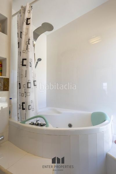 Foto c2cca1b4-ff3f-4282-b851-c64cf2ee28ba. Pis amb calefacció aparcament piscina a Oltamar - Cucarres Calp