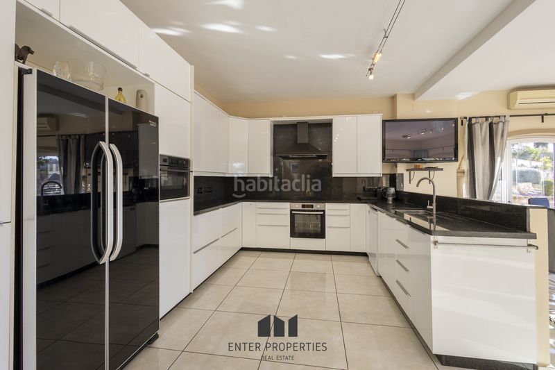 Foto a0ae7a8e-b08d-4ded-9660-0b21a372b8f6. Pis amb calefacció aparcament piscina a Benimeit-Tabaira Moraira