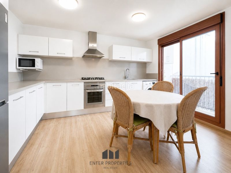 Foto a3ba8b90-62ea-4860-aed9-e481605fdf3e. Àtic amb calefacció aparcament a Centro Ciudad Xàbia
