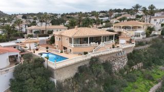 Pis en La Pedrera-Vessanes. Exclusivo chalet en la zona privilegiada del montg�, deniaeste e