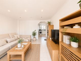 Appartamento in Puçol Ciudad. Piso luminoso de 3 habitaciones con balcón y vistas despejadaste