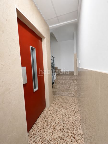 Foto 4b399a40-5714-4f50-8de4-a0f626d5d1f8. Pis a Oliva pueblo Oliva