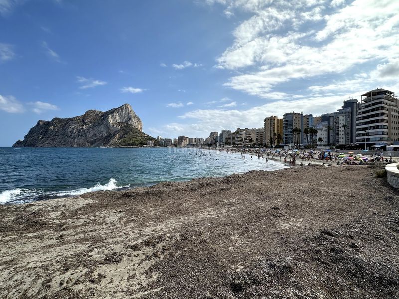 Foto efa2d568-4b25-4941-a8e8-d983c803e658. Pis amb piscina a Zona Levante - Playa Fossa Calp