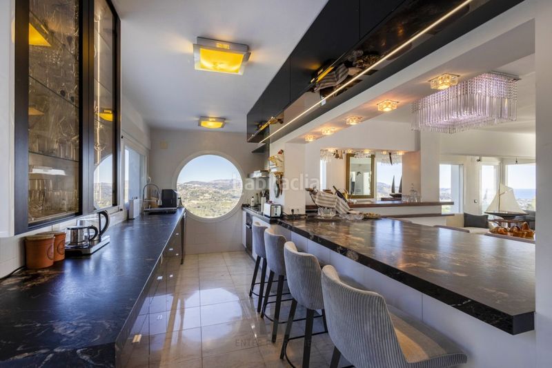 Foto 71dd41d1-4c2c-4d77-91e0-285f46a3bb3d. Alquiler piso villa de lujo en alquiler con vistas panorámicas al mediterráneo en oltamar, een una de las zonas más exclusivas e, en en Calp