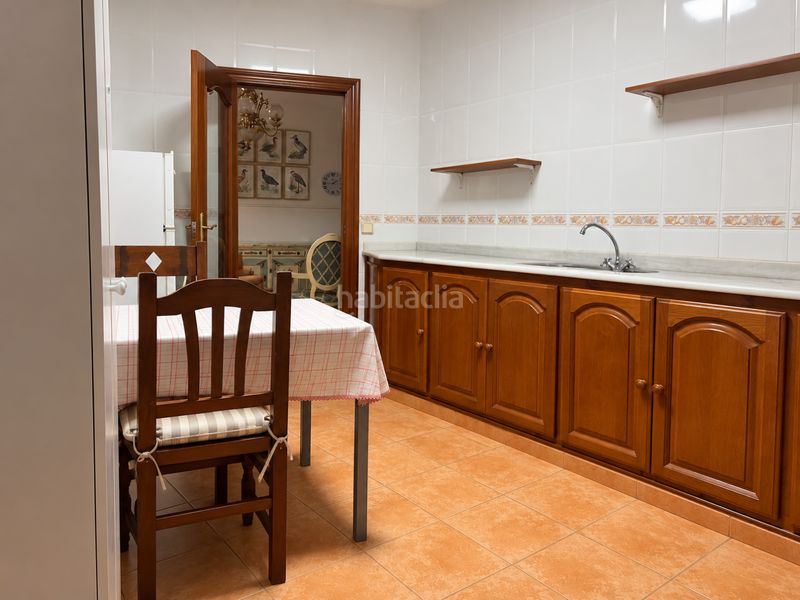 Foto ce9f86cd-5c3d-49cf-a56f-39fdf3f012e1. Casa a El Castell Burjassot