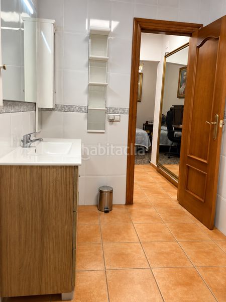Foto d0e51527-41d7-4f86-a453-5aab12513a46. Casa a El Castell Burjassot