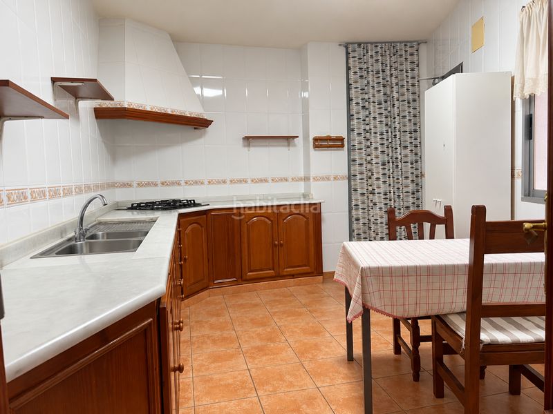 Foto e6bf63a2-70d3-422a-a819-acc56b6b8706. Casa a El Castell Burjassot
