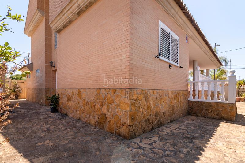 Foto 78c4012b-3591-43cb-a67c-d930eff91e7b. Chalet fantastico chalet independiente en la playa de almardaconstruido sobre una parcela llana de 504 m2 tiene una superficie construida en Sagunt