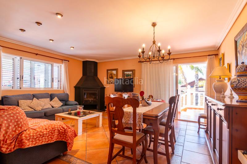Foto 9b9b4b59-3dce-45d6-8aba-7d87965815af. Chalet fantastico chalet independiente en la playa de almardaconstruido sobre una parcela llana de 504 m2 tiene una superficie construida en Sagunt