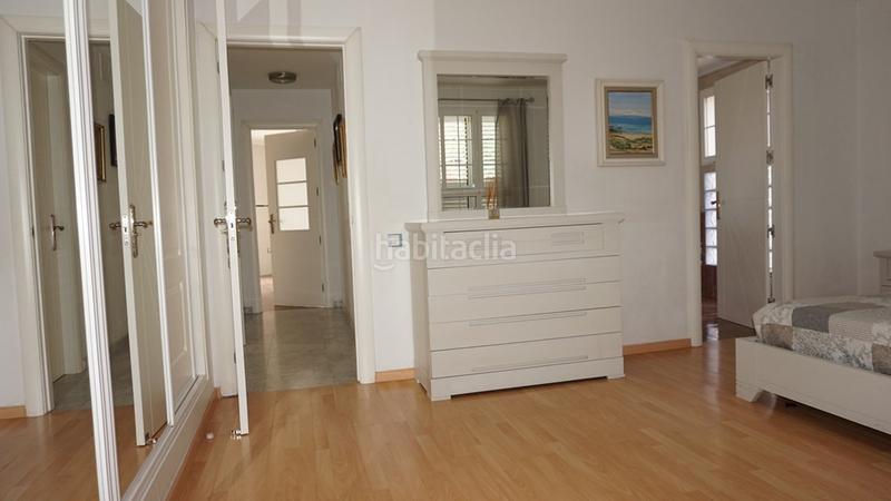 Foto 157b6b01-c35c-46c9-87d0-2e001ef7306d. Chalet increible chalet de lujo con piscina en leliana!al ver esta vivienda te vas a enamorar tan solo viendo la entrada.nada más llegar en Eliana (l´)