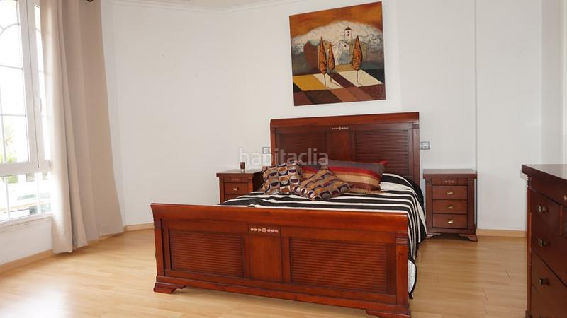 Foto 2c2c7c32-889d-4fcf-a4d8-483a8ecc5d5d. Chalet increible chalet de lujo con piscina en leliana!al ver esta vivienda te vas a enamorar tan solo viendo la entrada.nada más llegar en Eliana (l´)