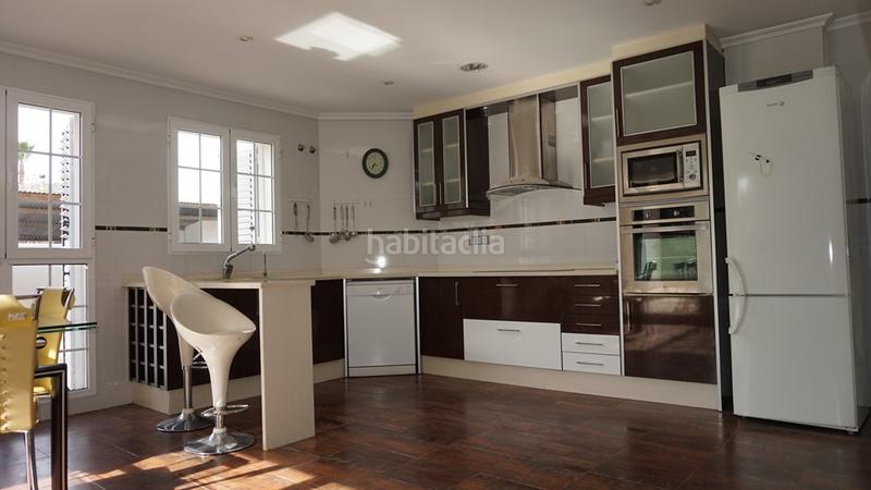 Foto 480a6335-7540-4cc2-ab8b-0cb134fc0b4b. Chalet increible chalet de lujo con piscina en leliana!al ver esta vivienda te vas a enamorar tan solo viendo la entrada.nada más llegar en Eliana (l´)