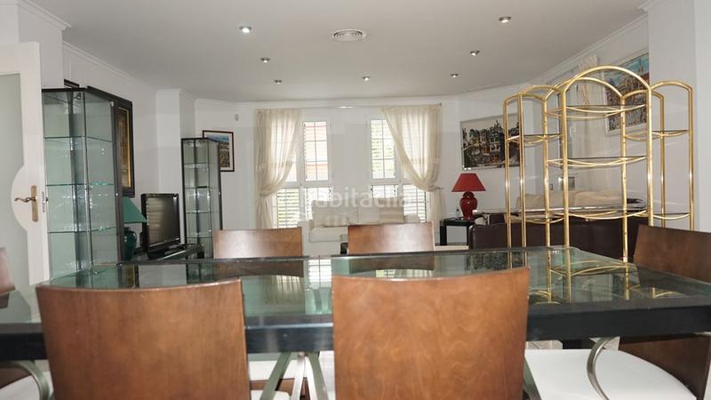 Foto 5361c3ae-5145-4ae7-a218-688c3d4f315d. Chalet increible chalet de lujo con piscina en leliana!al ver esta vivienda te vas a enamorar tan solo viendo la entrada.nada más llegar en Eliana (l´)