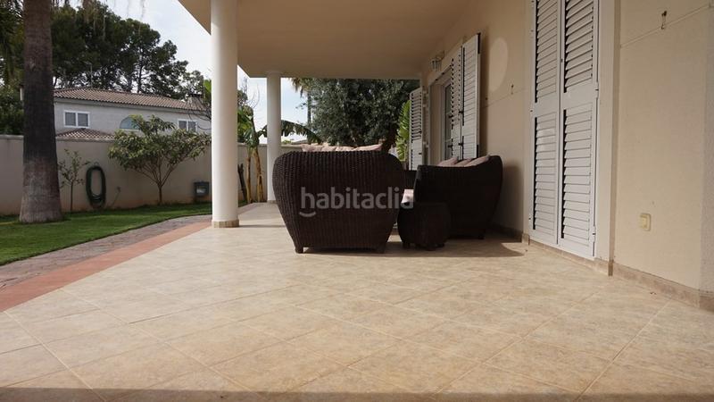 Foto 7bab707f-fe13-4a89-a967-ea73d5b95ab1. Chalet increible chalet de lujo con piscina en leliana!al ver esta vivienda te vas a enamorar tan solo viendo la entrada.nada más llegar en Eliana (l´)