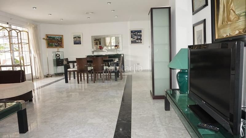 Foto 8a8c037a-712b-4b21-9411-4ccdbb88816b. Chalet increible chalet de lujo con piscina en leliana!al ver esta vivienda te vas a enamorar tan solo viendo la entrada.nada más llegar en Eliana (l´)