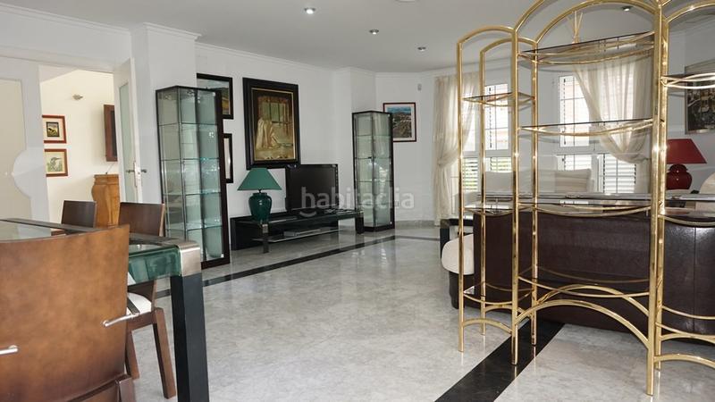 Foto 8ce9c828-830d-4751-9f53-520d5f4f8eda. Chalet increible chalet de lujo con piscina en leliana!al ver esta vivienda te vas a enamorar tan solo viendo la entrada.nada más llegar en Eliana (l´)