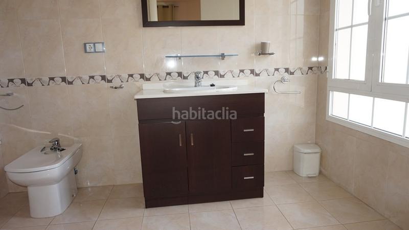 Foto d417f198-80fe-454a-9292-7fad1c2051aa. Chalet increible chalet de lujo con piscina en leliana!al ver esta vivienda te vas a enamorar tan solo viendo la entrada.nada más llegar en Eliana (l´)