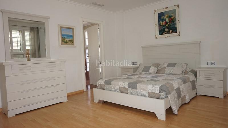 Foto ff5ad482-3dae-4e89-bf08-8a63ad9d4639. Chalet increible chalet de lujo con piscina en leliana!al ver esta vivienda te vas a enamorar tan solo viendo la entrada.nada más llegar en Eliana (l´)