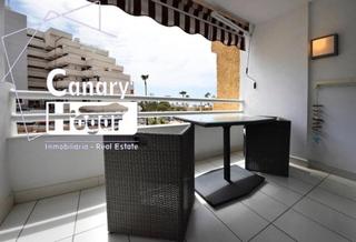 Estudi a Calle calle venezuela 14. Piso reformado con vistas al mar en venta en el complejo de bori