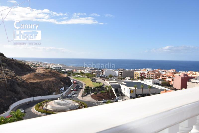 Foto 17b12a0e-fbc2-4a62-ba04-7c9266990d20. Penthouse with parking pool in Acantilados de Los Gigantes Santiago del Teide