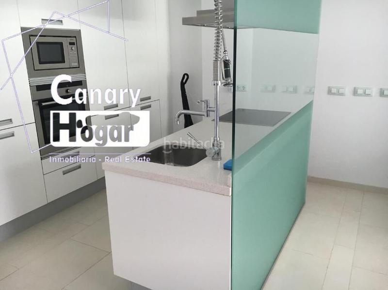 Foto 32987788-9bfd-41f6-9dd0-8b2a69149618. Apartament amb aparcament piscina a Palm - Mar Arona