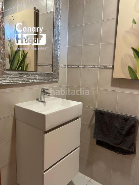 Foto 81b86ecb-b8aa-4f09-ac9d-c1c76e716cf6. Casa a schiera con parcheggio piscina in Playa Fañabé Alto Adeje