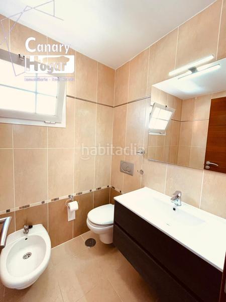 Foto 9156347b-8f64-402f-84b5-8f055076c4a4. Chalet con parcheggio piscina in Los Cristianos Arona