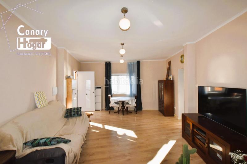 Foto 1671f59f-67c8-4bcd-9c60-937679d31eaa. Chalet casa con terreno en venta en chio guia de isora en Guía de Isora