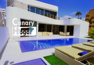 Xalet a La Caleta. Villa de lujo  en venta en la caleta costa adeje