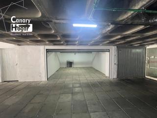 Location Parking voiture à Playa de las Américas. Se alquila garaje cerrado en puerta automatica en playa de las a