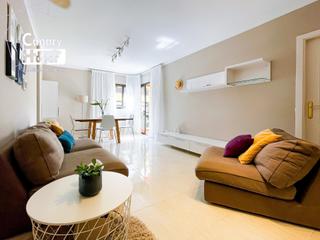 Apartamento en Cho - Parque de la Reina. Moderno apartamento en venta en parque de la reina