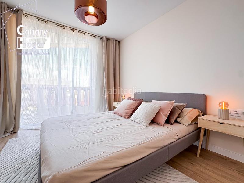 Foto 1bdd0fb6-2b8d-400e-bfc1-186f6ae88eb7. Apartamento moderno apartamento en costa , complejo laguna park ii. en Adeje