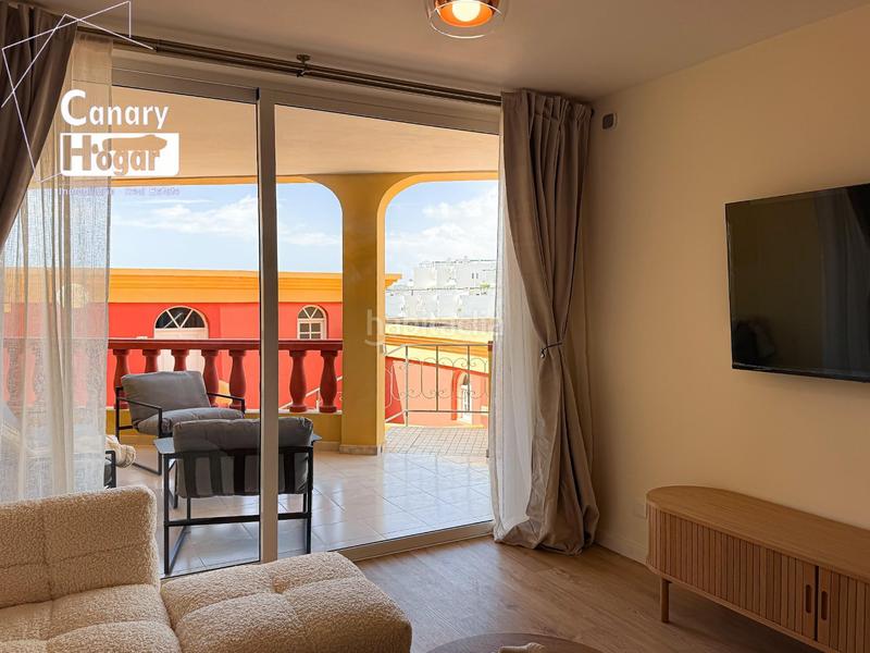 Foto 47be65cb-6c52-415a-9fde-f5426557c751. Apartamento moderno apartamento en costa , complejo laguna park ii. en Adeje