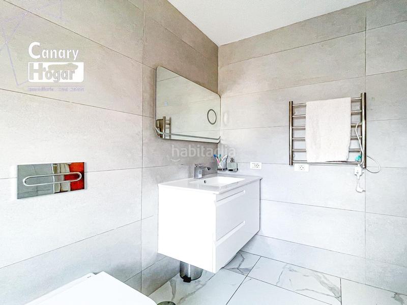Foto c2f00236-b2a4-4543-9b71-3893c29a1a4d. Chalet  adosado en venta en el madroñal costa en Adeje