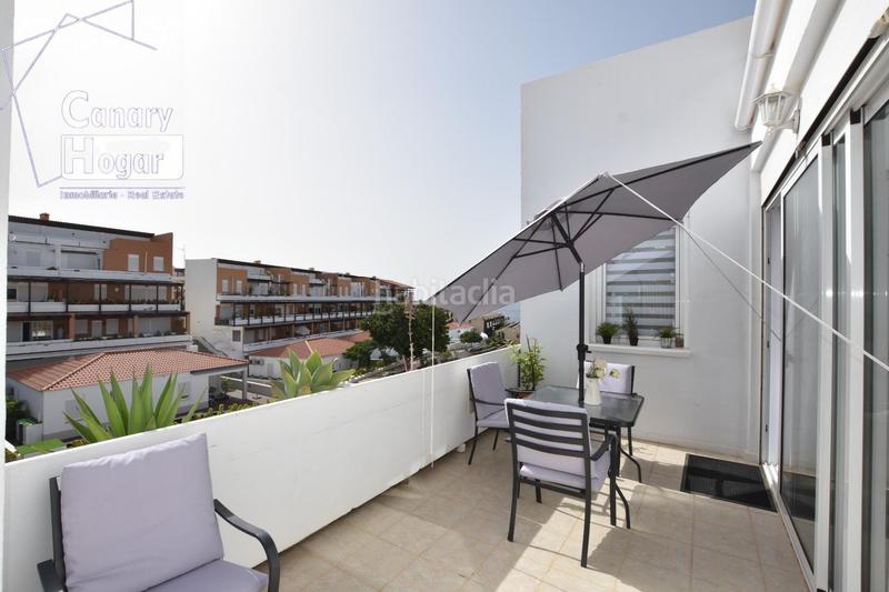 Foto 1133d4ac-02df-4a76-9488-647e902fc91d. Ático se vende atico duplex de esquina reformado en complejo el barranco amarilla golf con vistas al mar en San Miguel de Abona