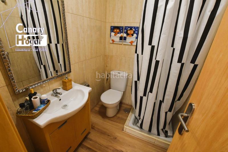 Foto 650ce844-6c18-4319-89fa-f085f847b45e. Ático se vende atico duplex de esquina reformado en complejo el barranco amarilla golf con vistas al mar en San Miguel de Abona